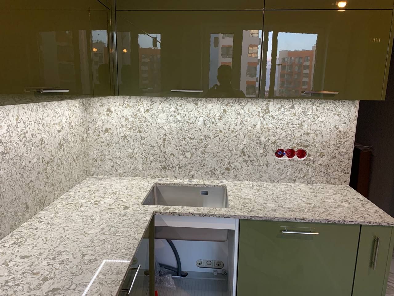 Avant Quartz 9006 Лимузен