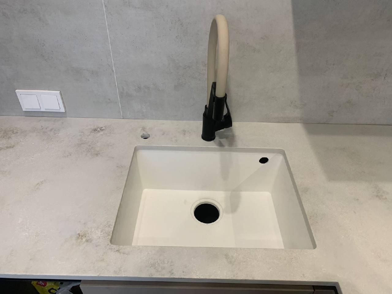 Avant Quartz 8059 Лаваль