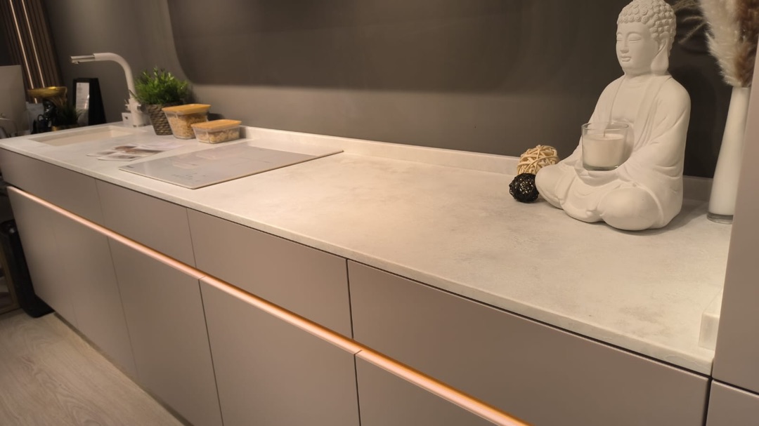 Avant Quartz 8100 Мулен