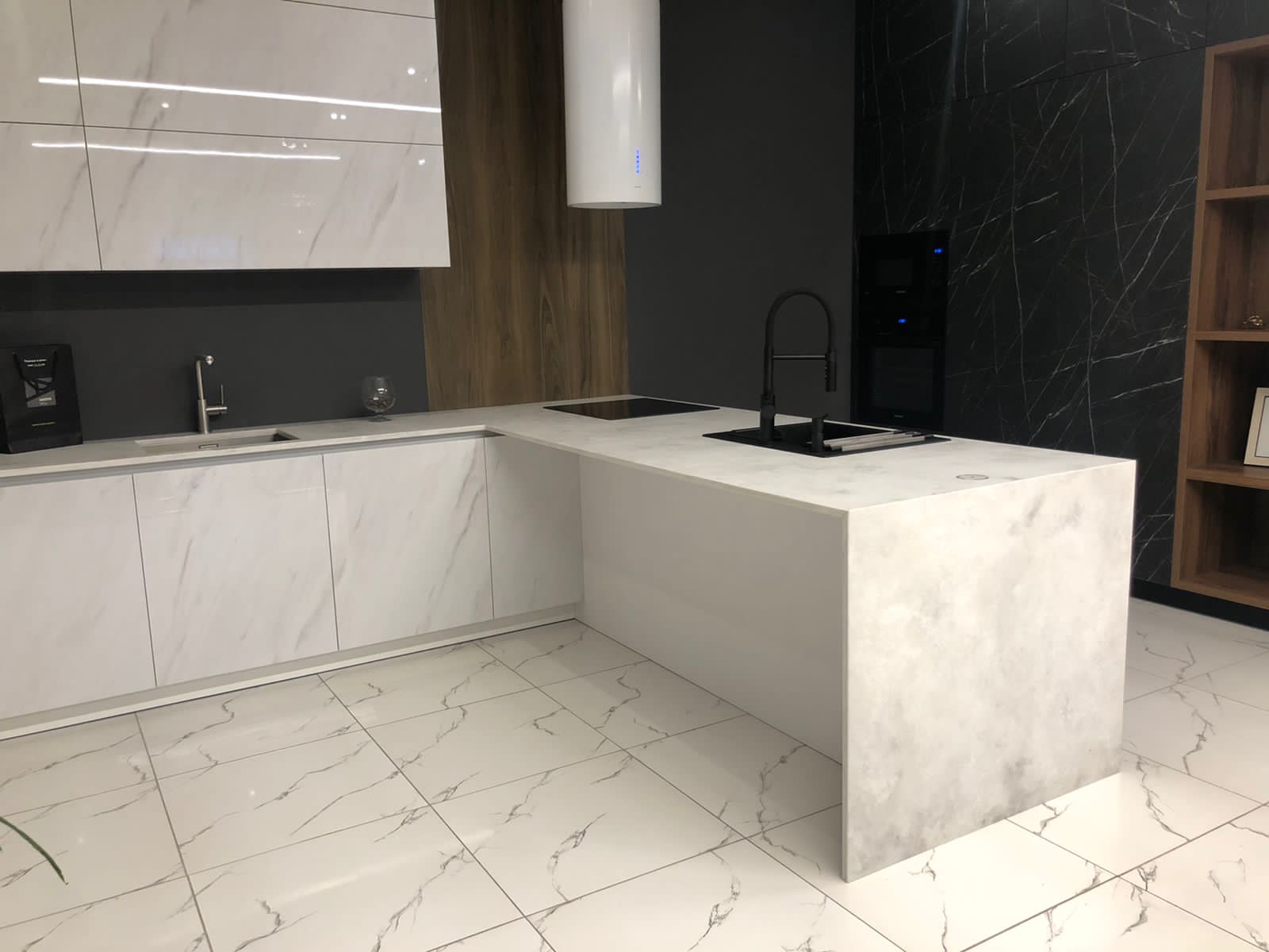 Avant Quartz 8100 Мулен