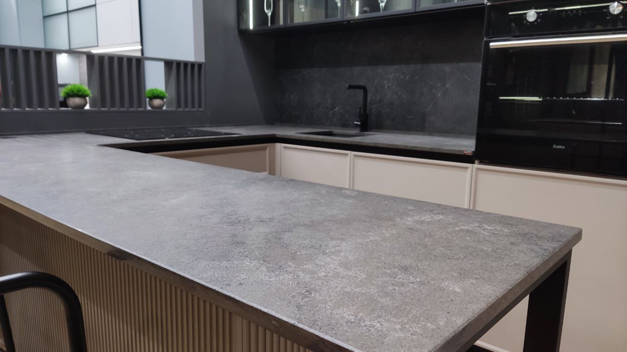Avant Quartz 8800 Кассис