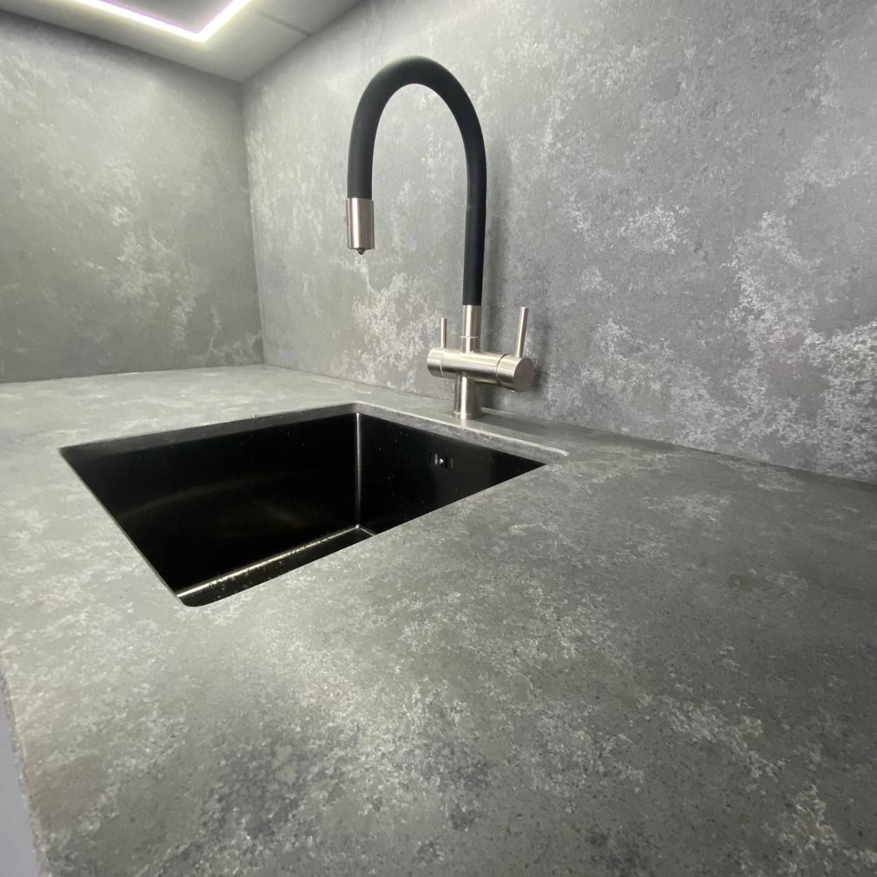 Avant Quartz 8800 Кассис