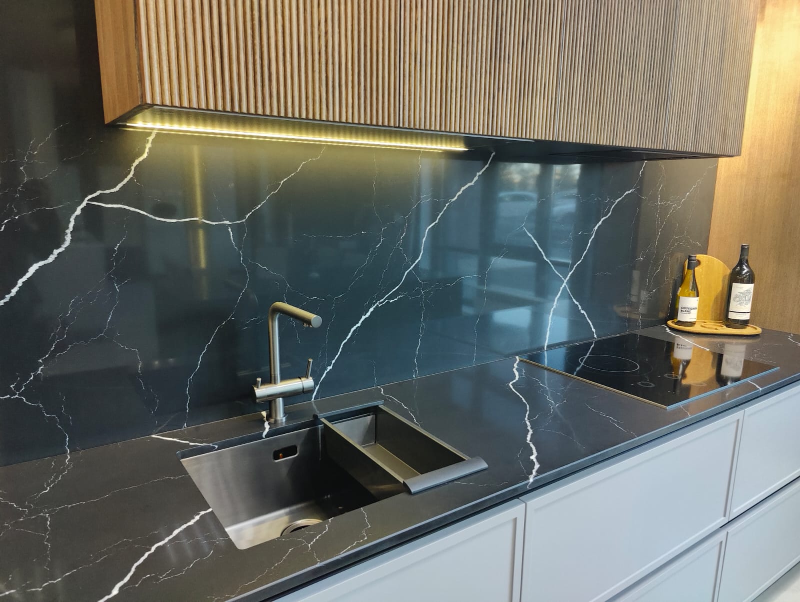 Avant Quartz 7060 Калакатта Мон Сен-Мишель