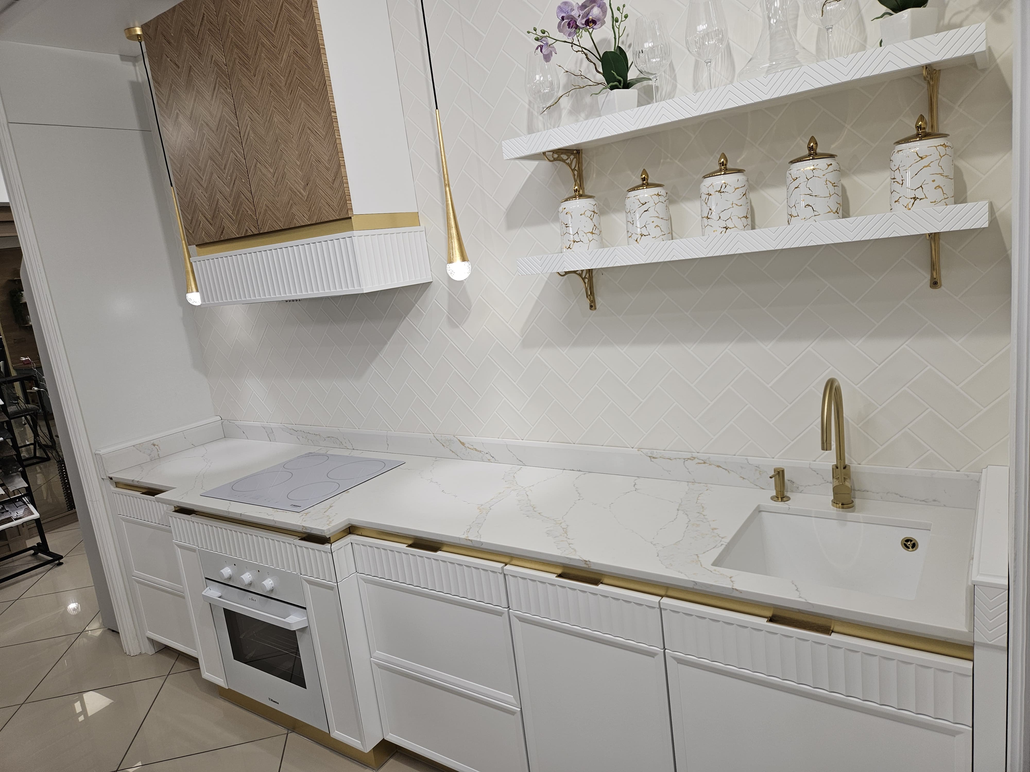 Avant Quartz 7070 Калакатта Версаль