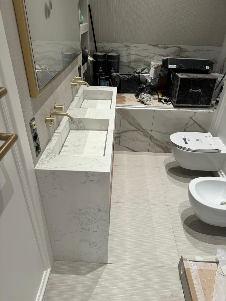 Avant Quartz 7080 Калакатта Пьерфон