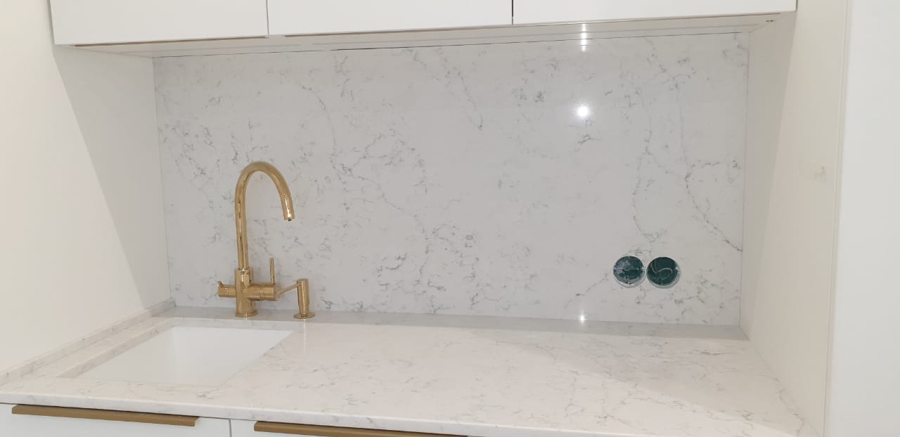 Avant Quartz 7200 Аквитания Бланка