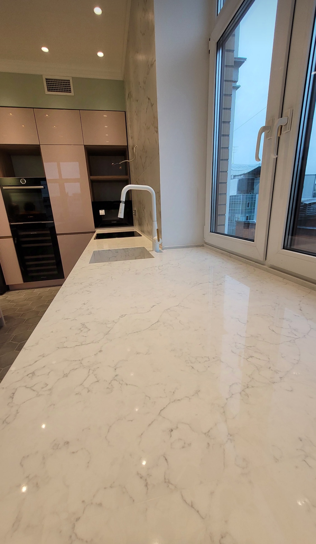 Avant Quartz 7200 Аквитания Бланка