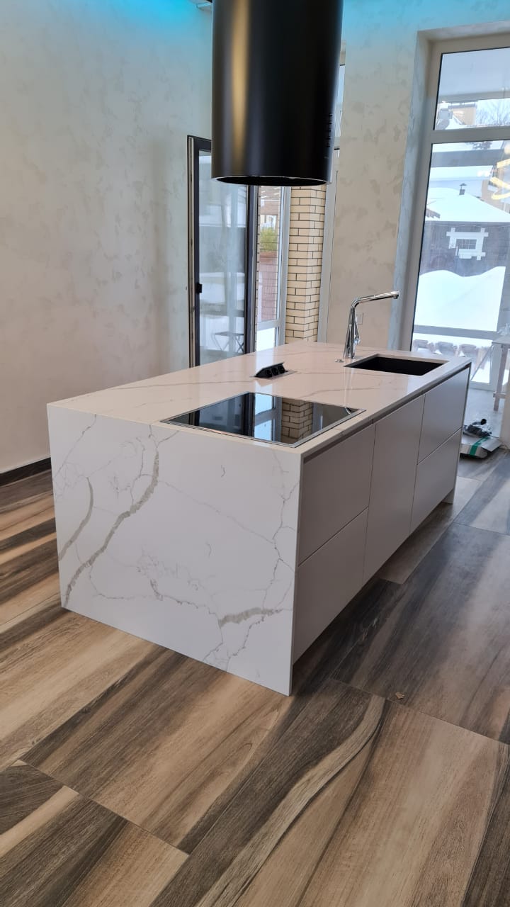 Avant Quartz 7400 Калакатта Дофине