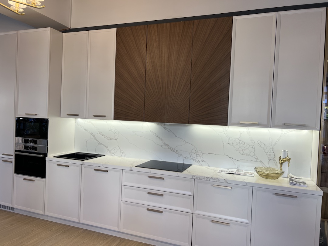 Avant Quartz 7470 Калакатта Берн