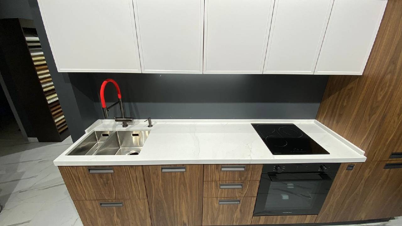 Avant Quartz 7550 Калакатта Канны Голд