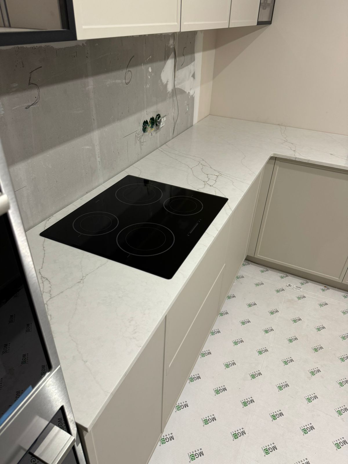 Avant Quartz 7570 Калакатта Таланс