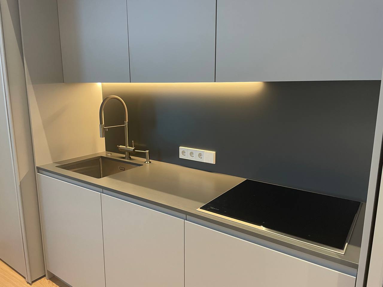 SmartQuartz Moon Grey