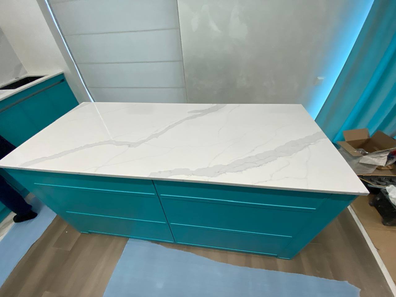 SmartQuartz Calacatta Moon