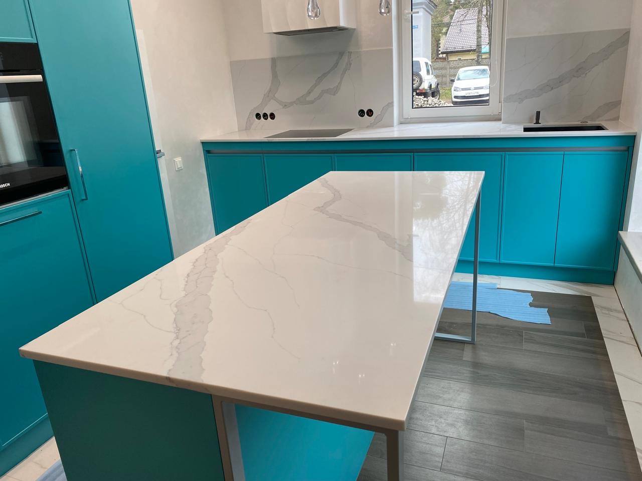 SmartQuartz Calacatta Moon