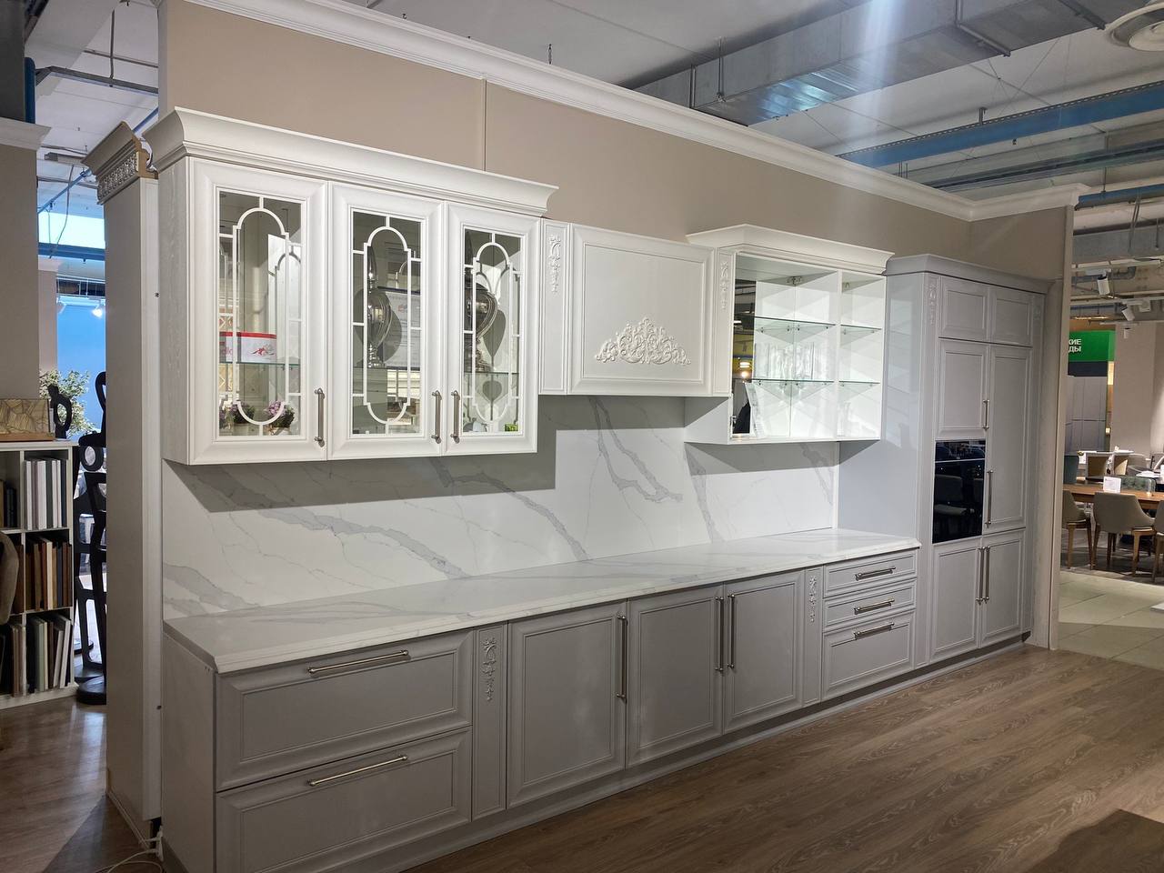 SmartQuartz Calacatta Moon
