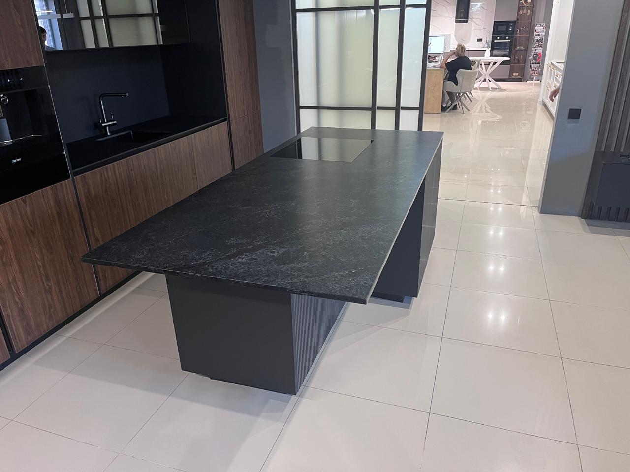 SmartQuartz Black Jasper
