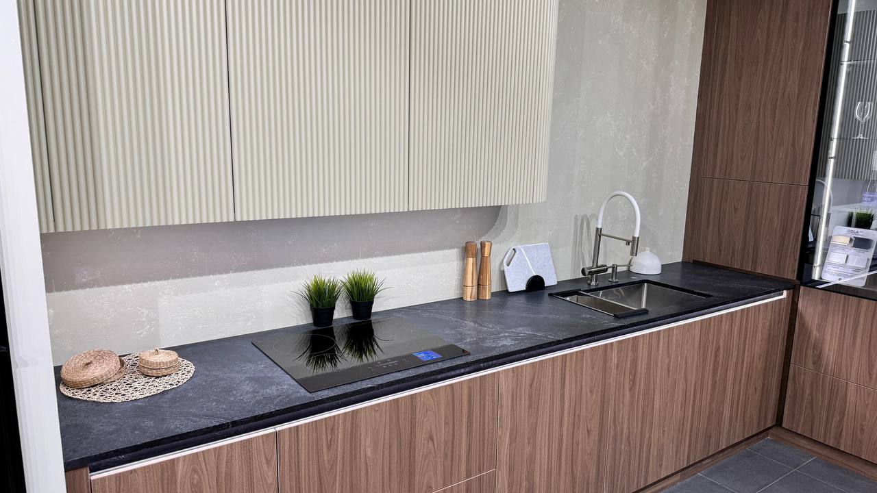SmartQuartz Black Jasper