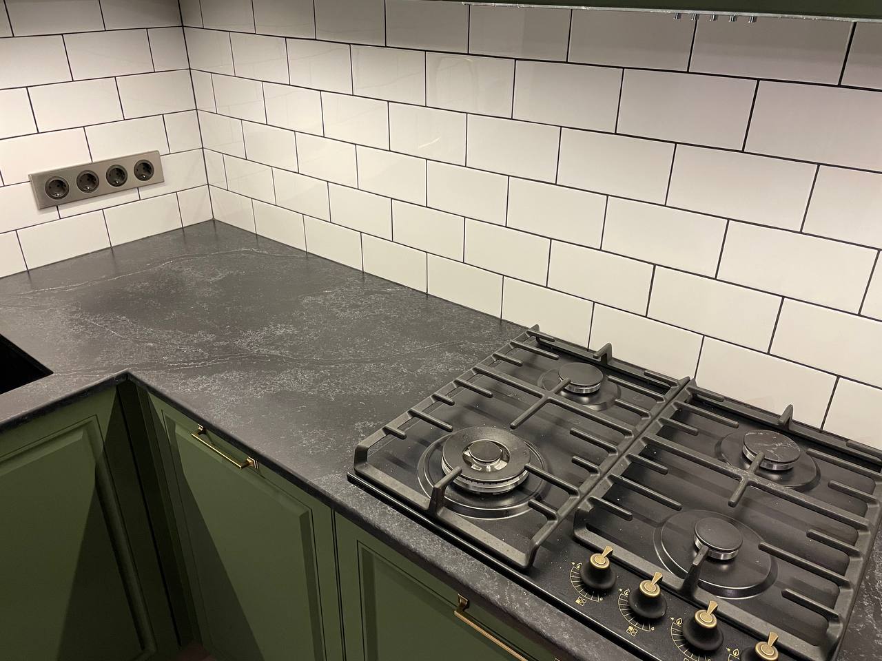 SmartQuartz Black Jasper