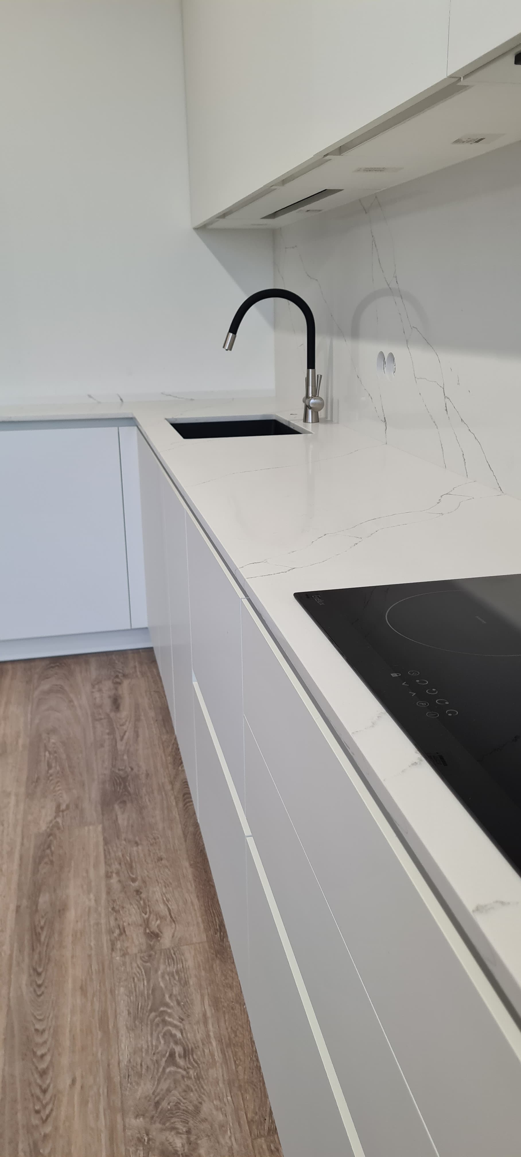 Noble Quartz Q735 Bianco Venato