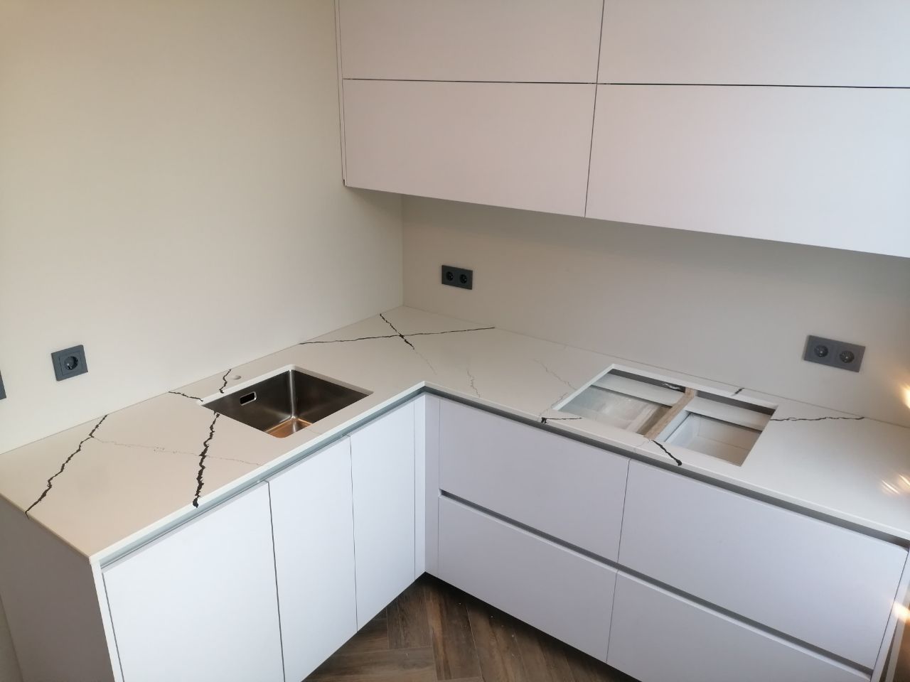 Noble Quartz Q840 White Misterio