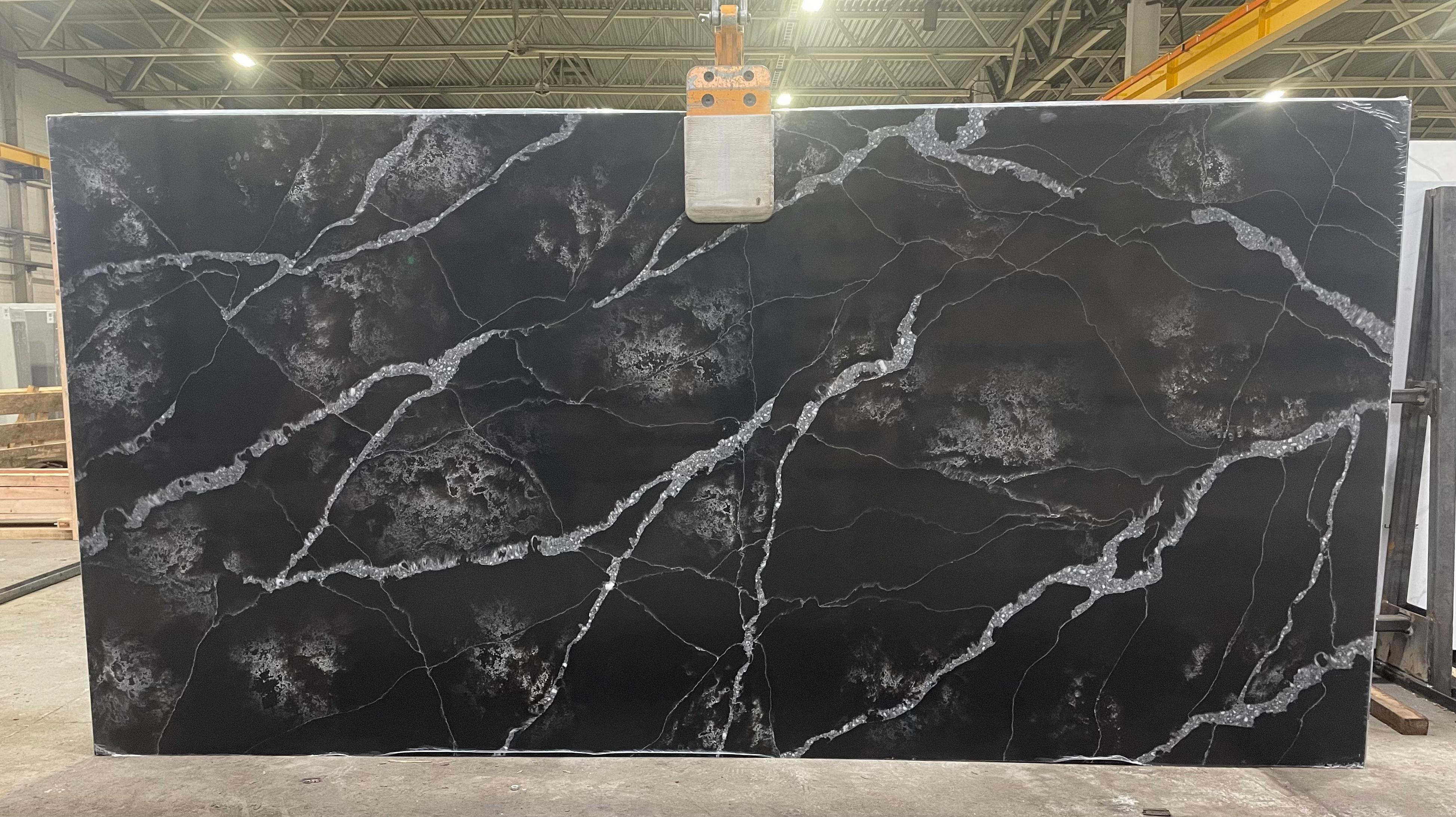 Noble Quartz Q795 Calacatta Magic Dark