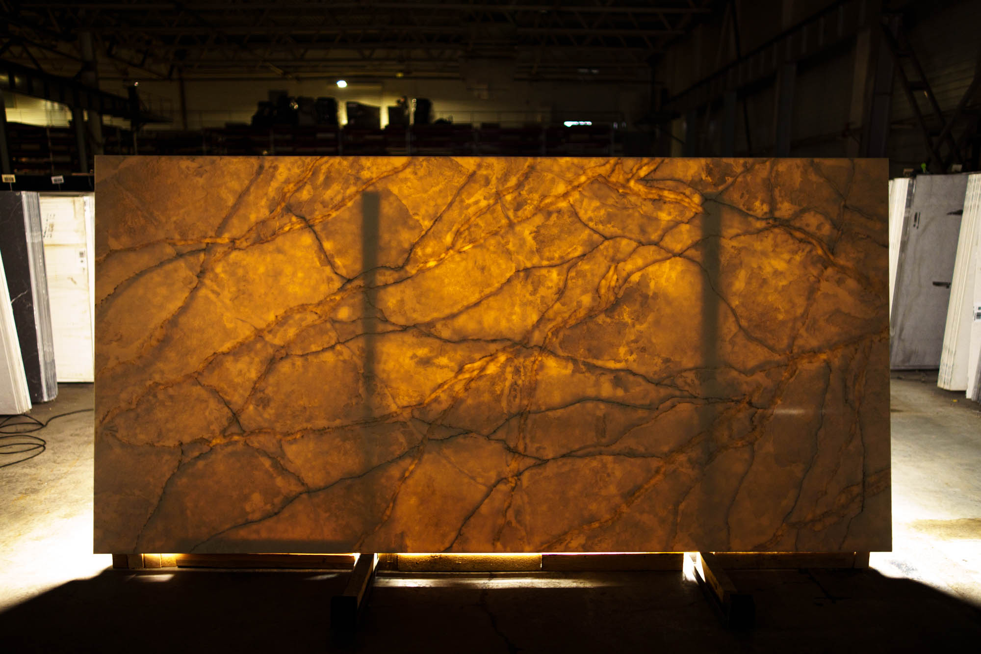 Noble Quartz Q797 Calacatta True Light
