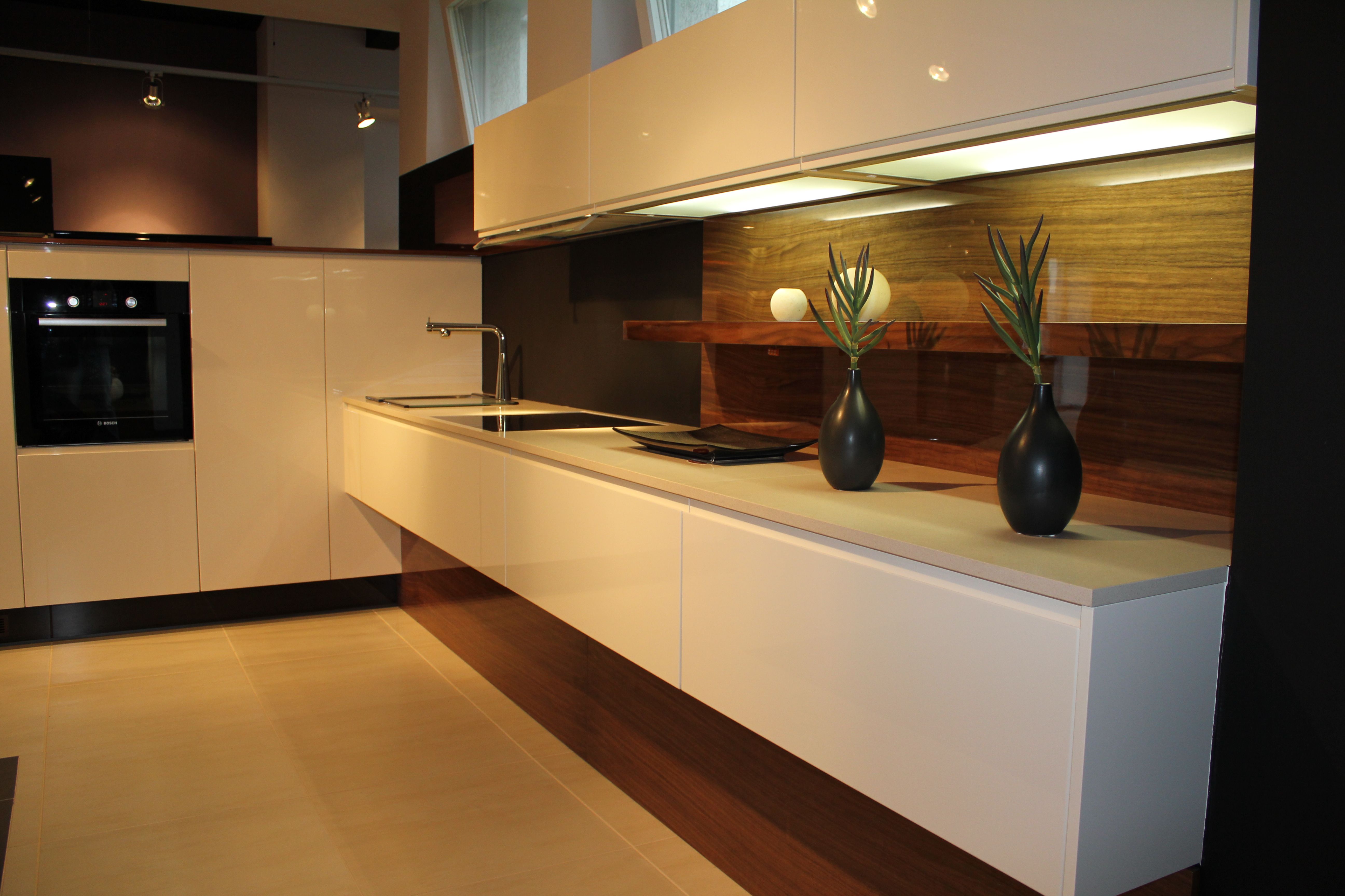TechniStone Crystal Royal