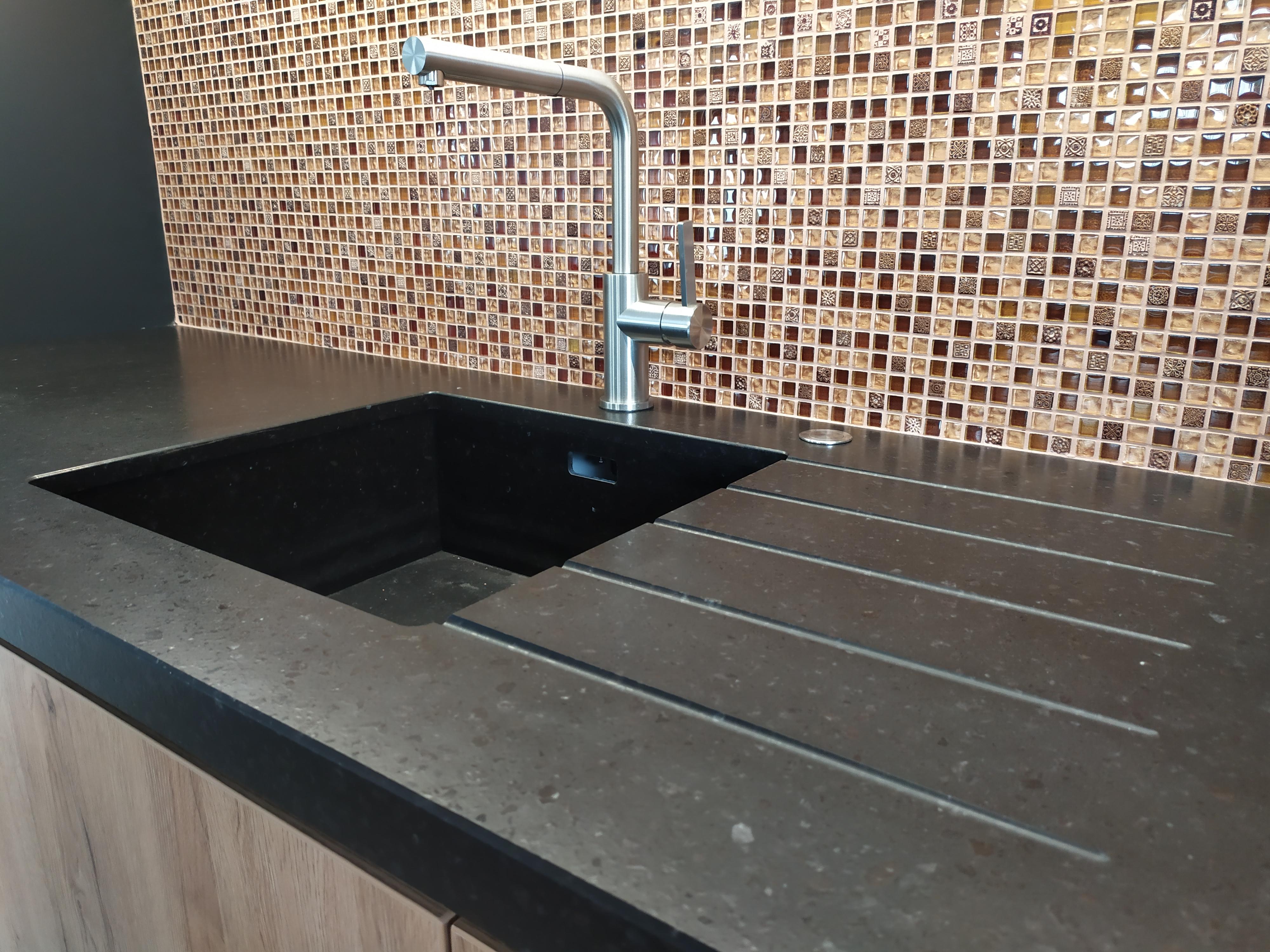 TechniStone Taurus Terazzo Dark Matt