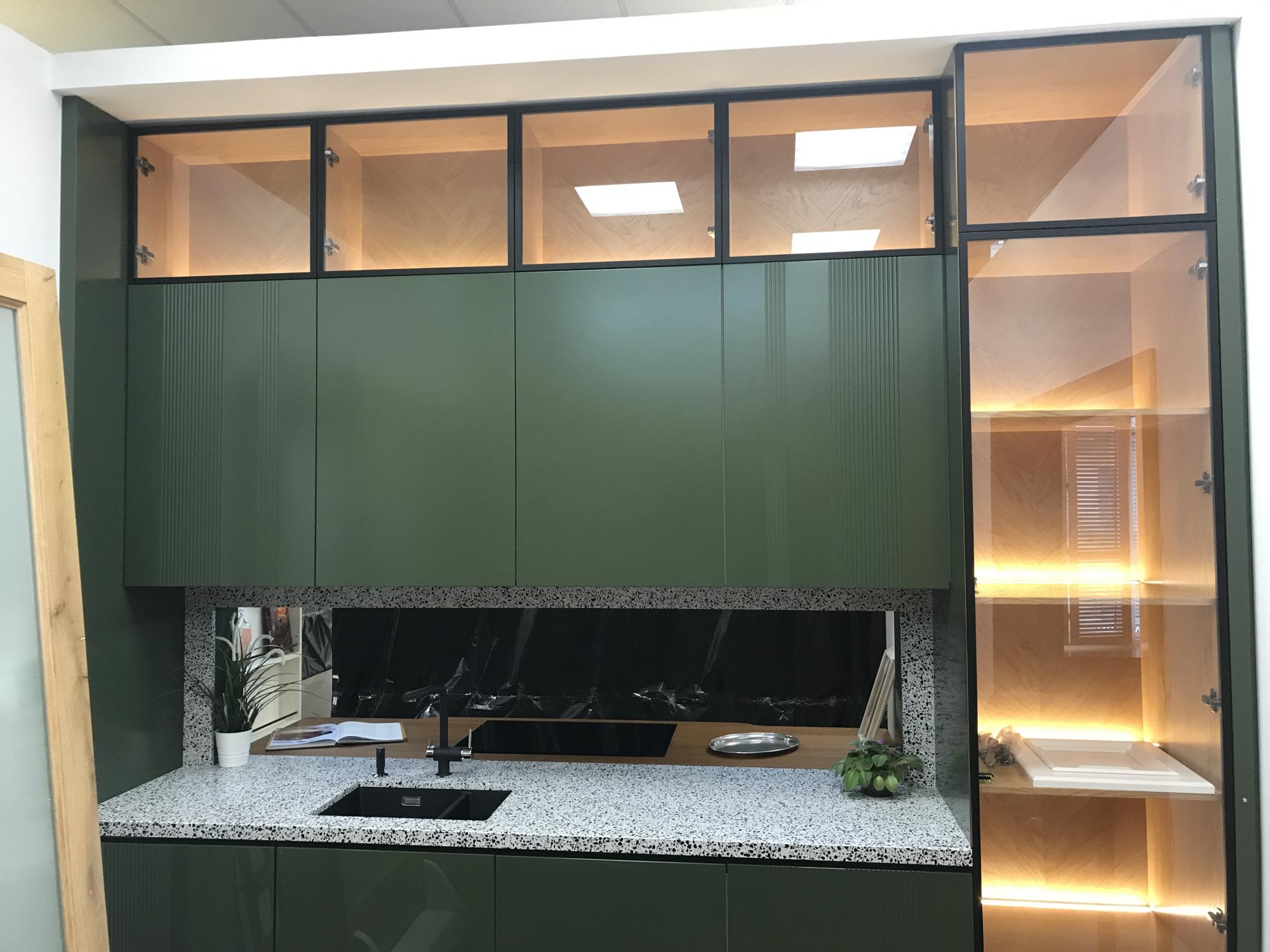 TechniStone Taurus Terazzo White