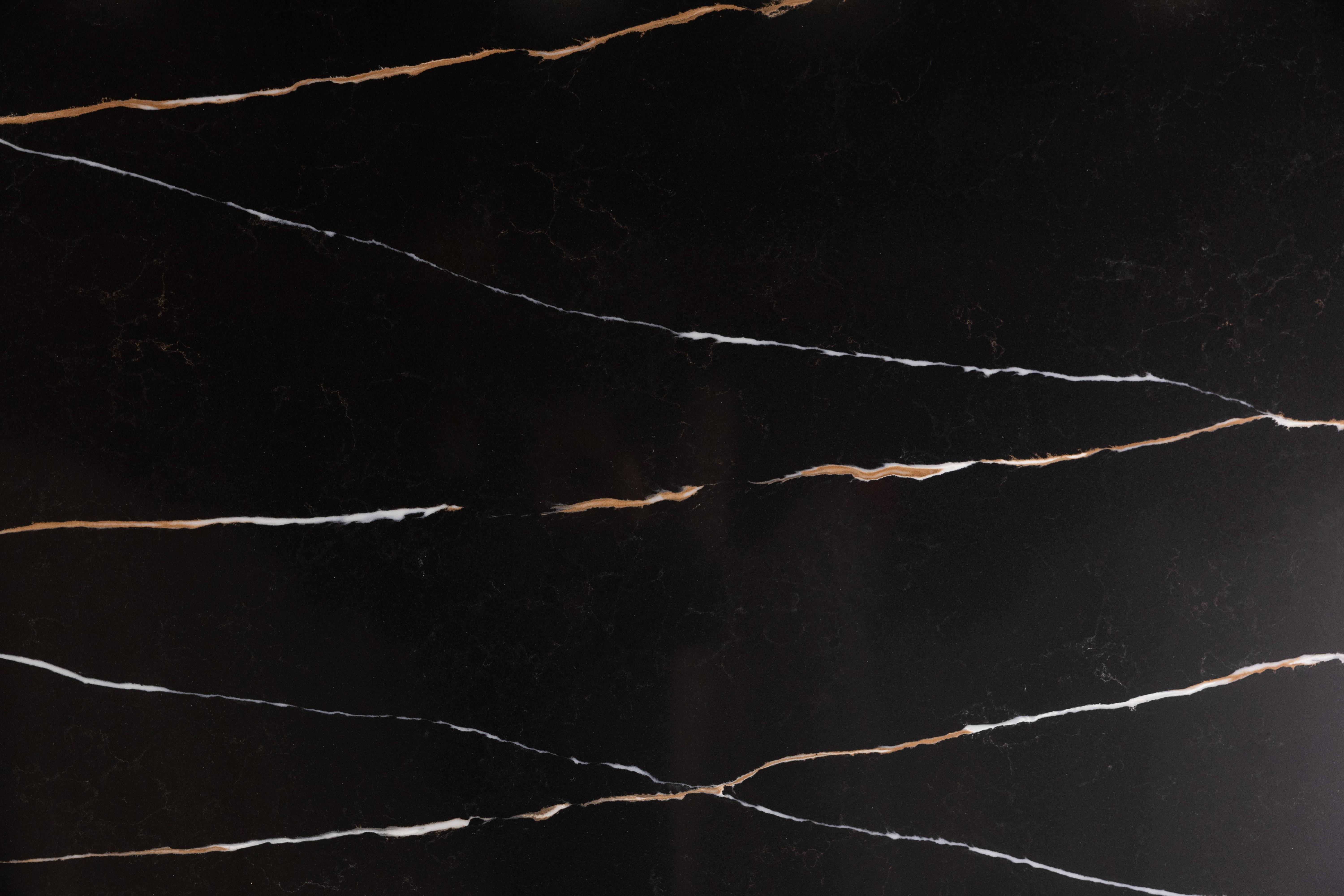 Etna Quartz EQHM 029 Sahara Noir