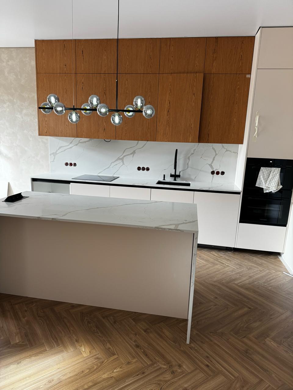Still Stone GT9980 Calacatta Maggiore