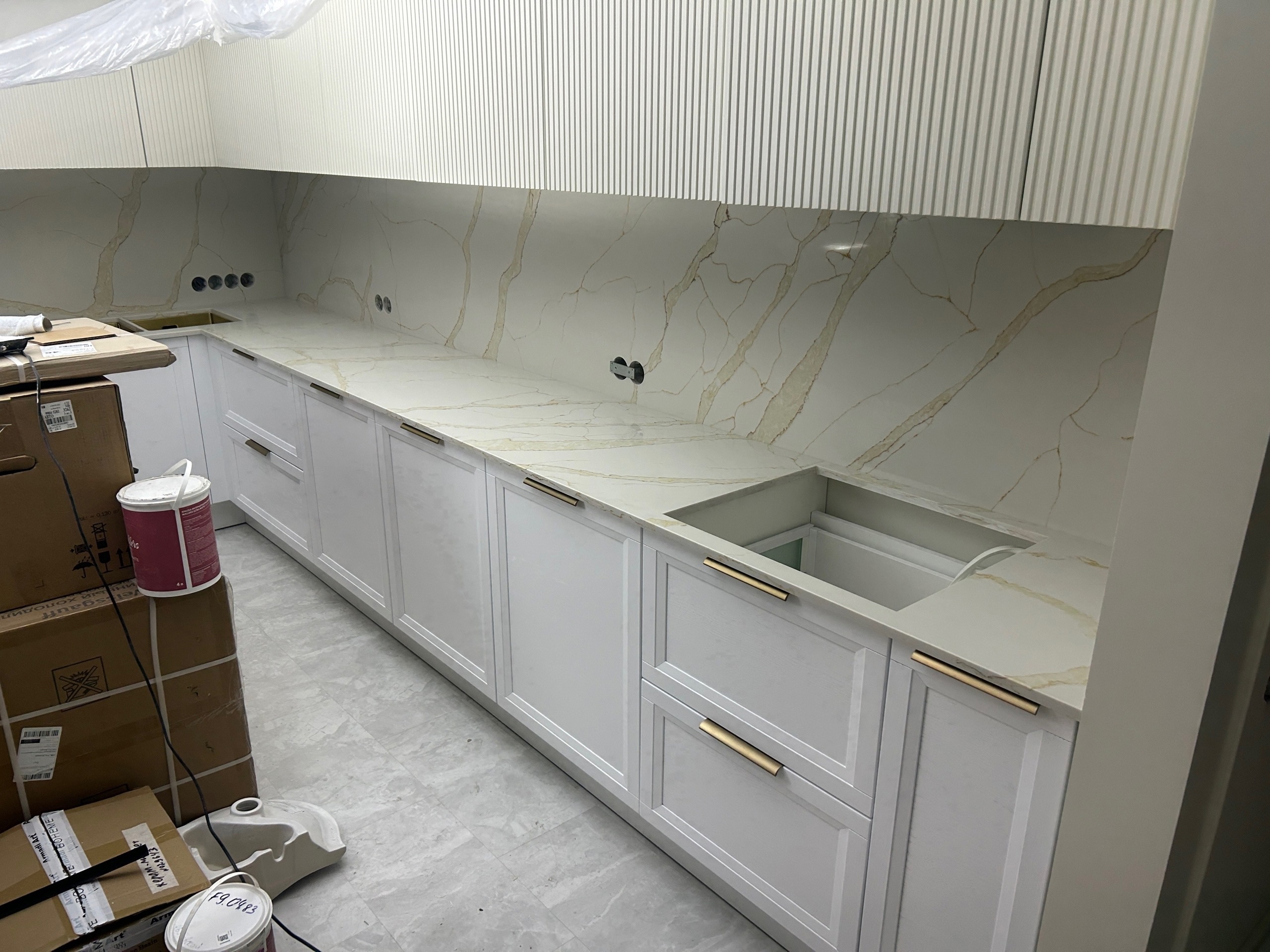 Still Stone GT7040 Calacatta Voski