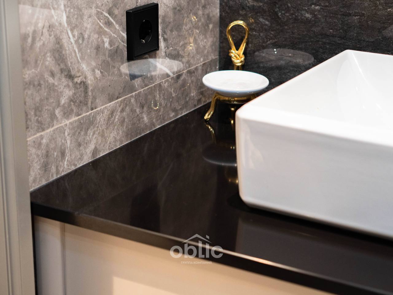 Vicostone BQ-2101 Pure Black