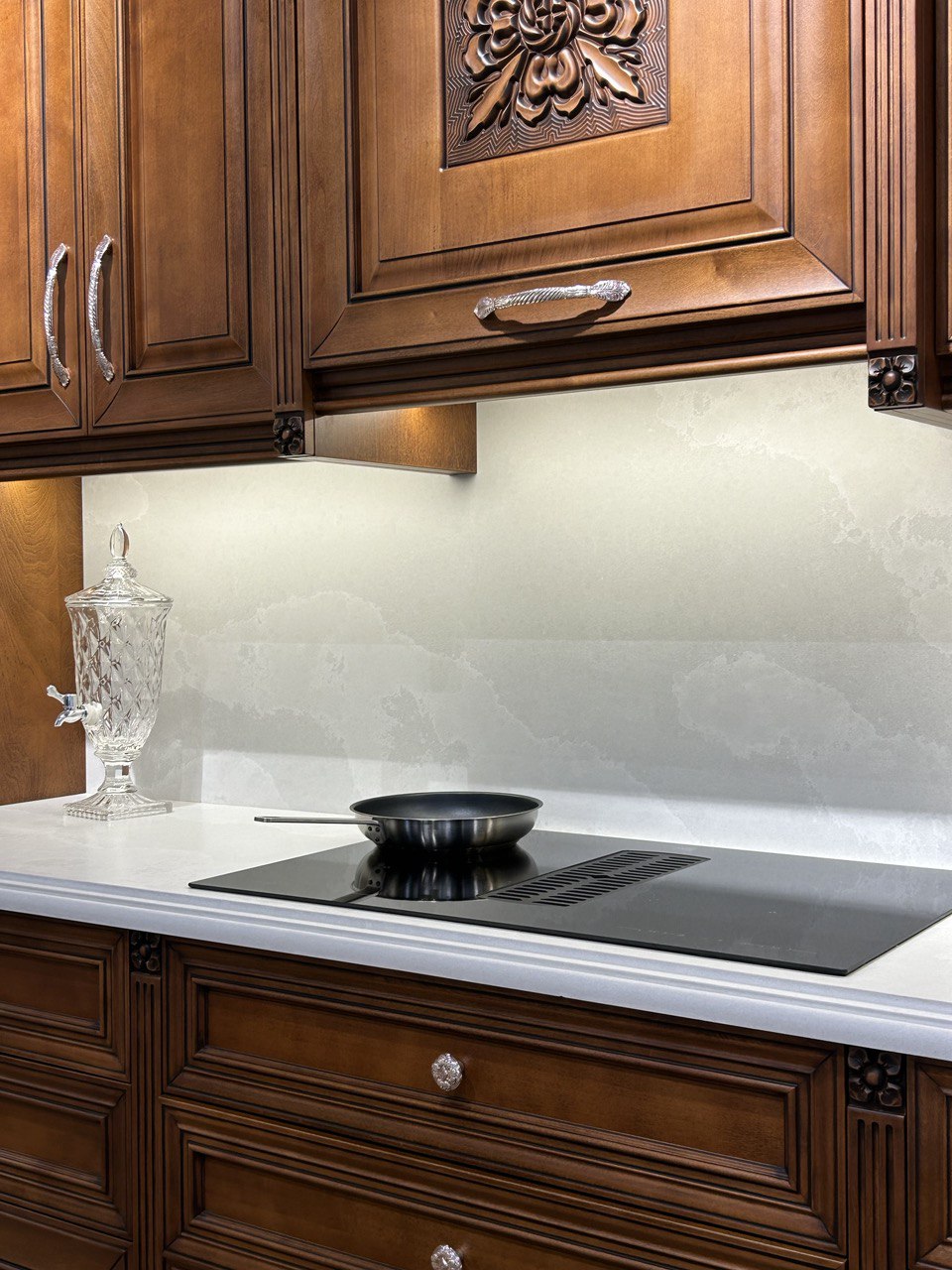 Vicostone BQ-8870 Olympus White