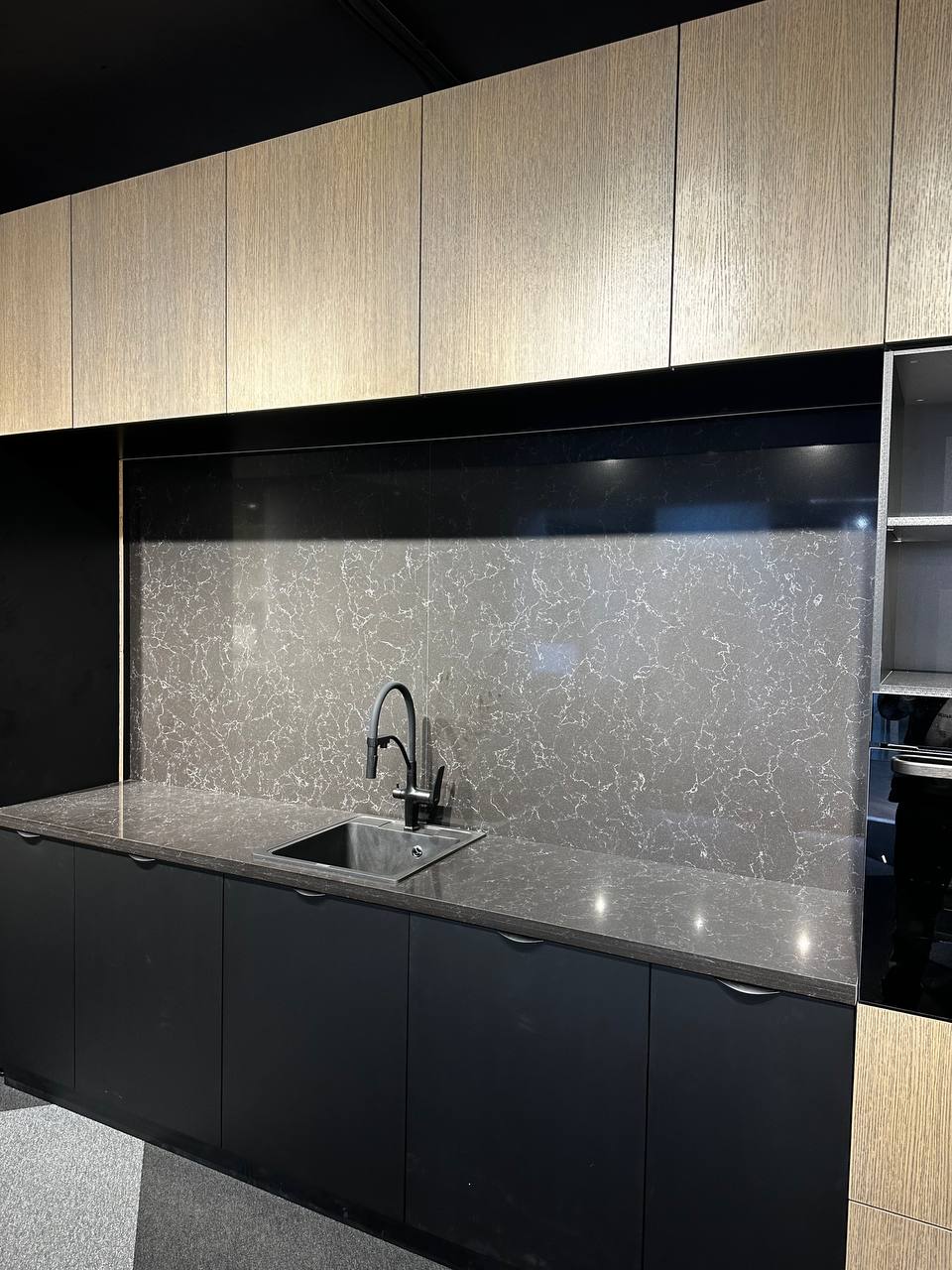 Vicostone BQ-8614 Altissimo
