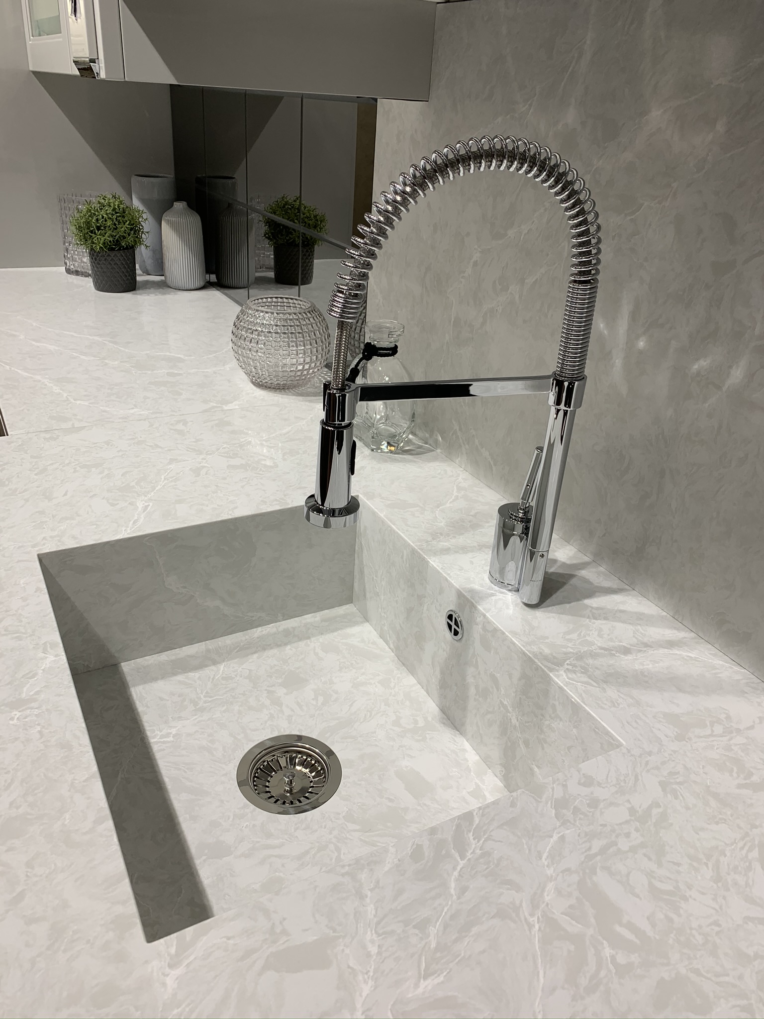 Vicostone BQ-8668 Ice Lake