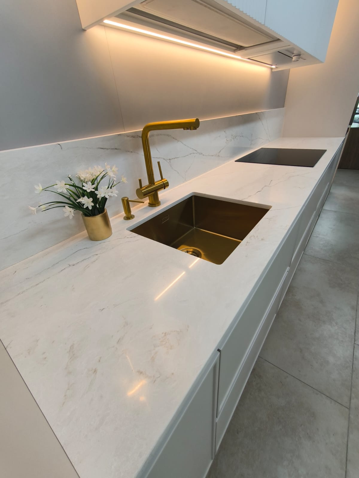 Vicostone BQ-6702 Costa Nova