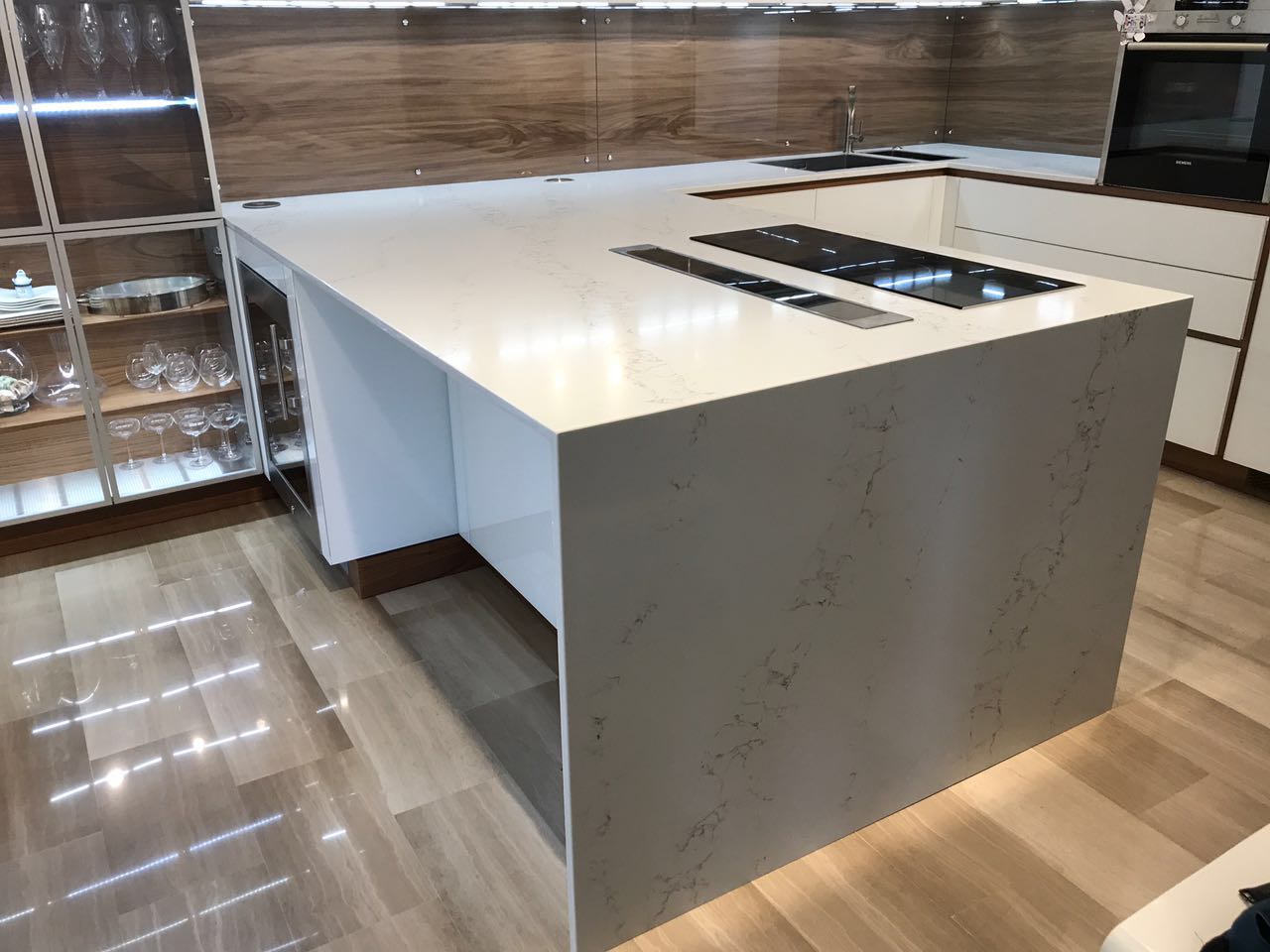 Vicostone BQ-8628 Statuario