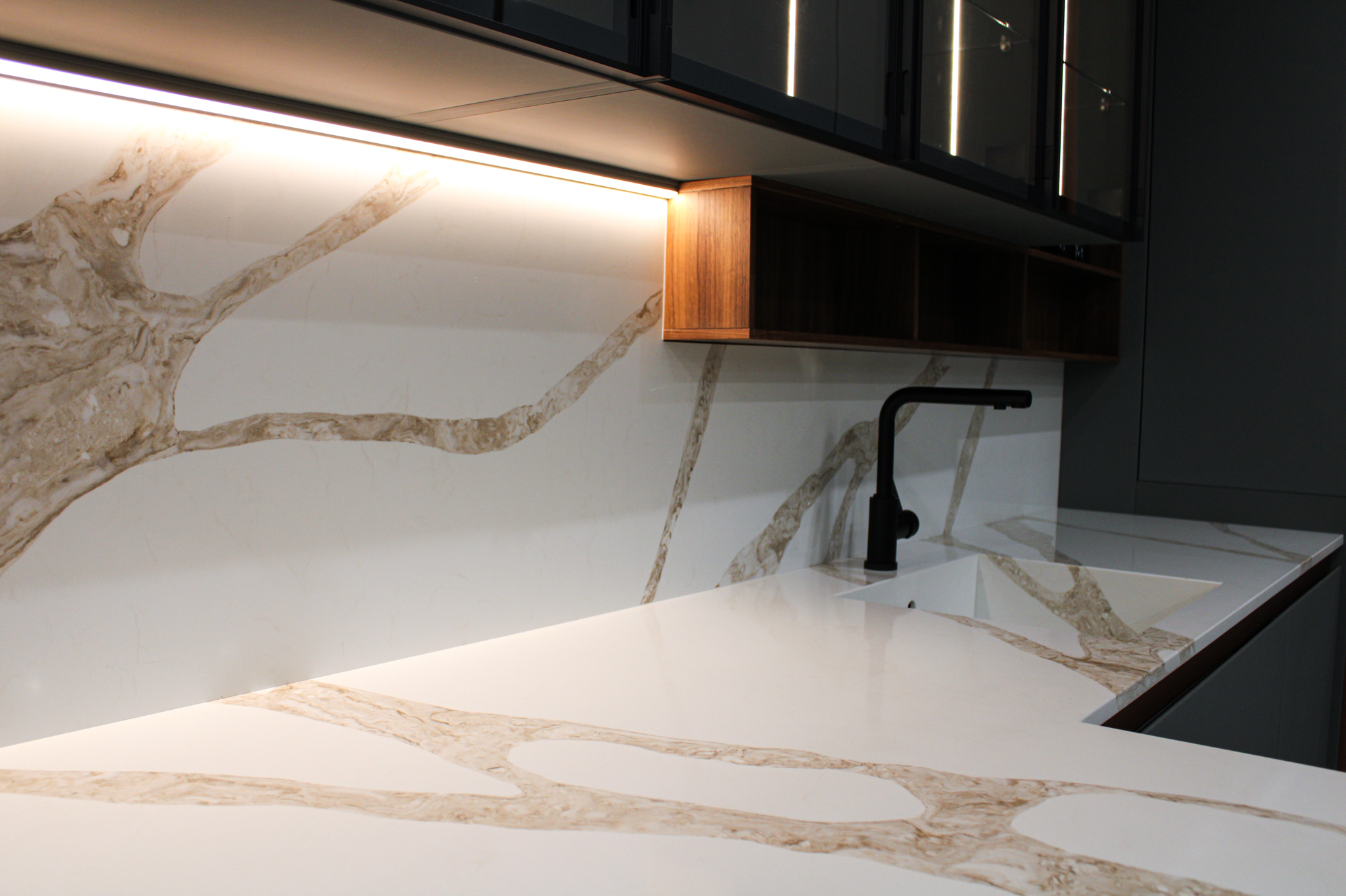 Vicostone BQ-8918 Vivalioro