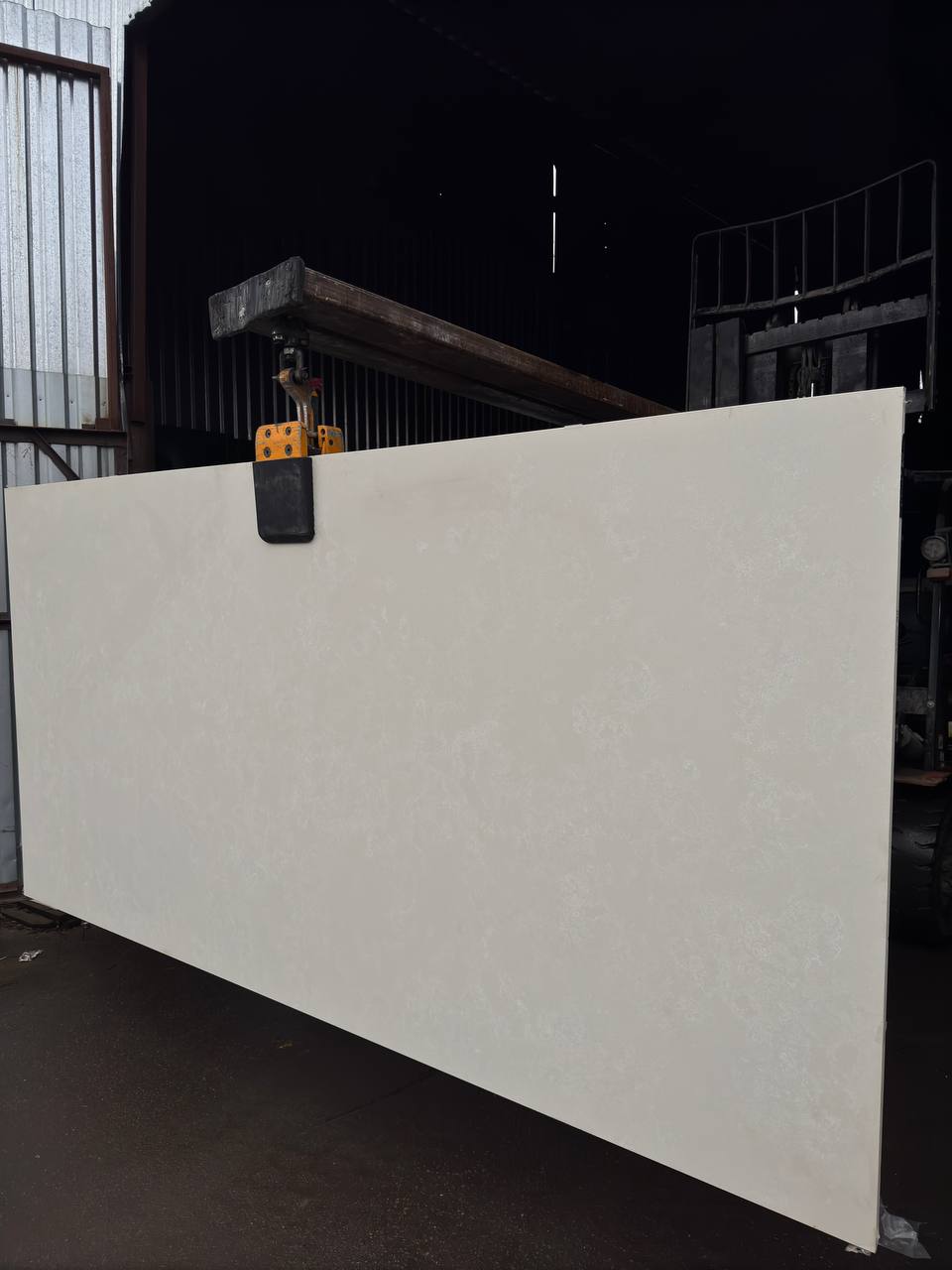 Stratos C7109 Cloud Concrete