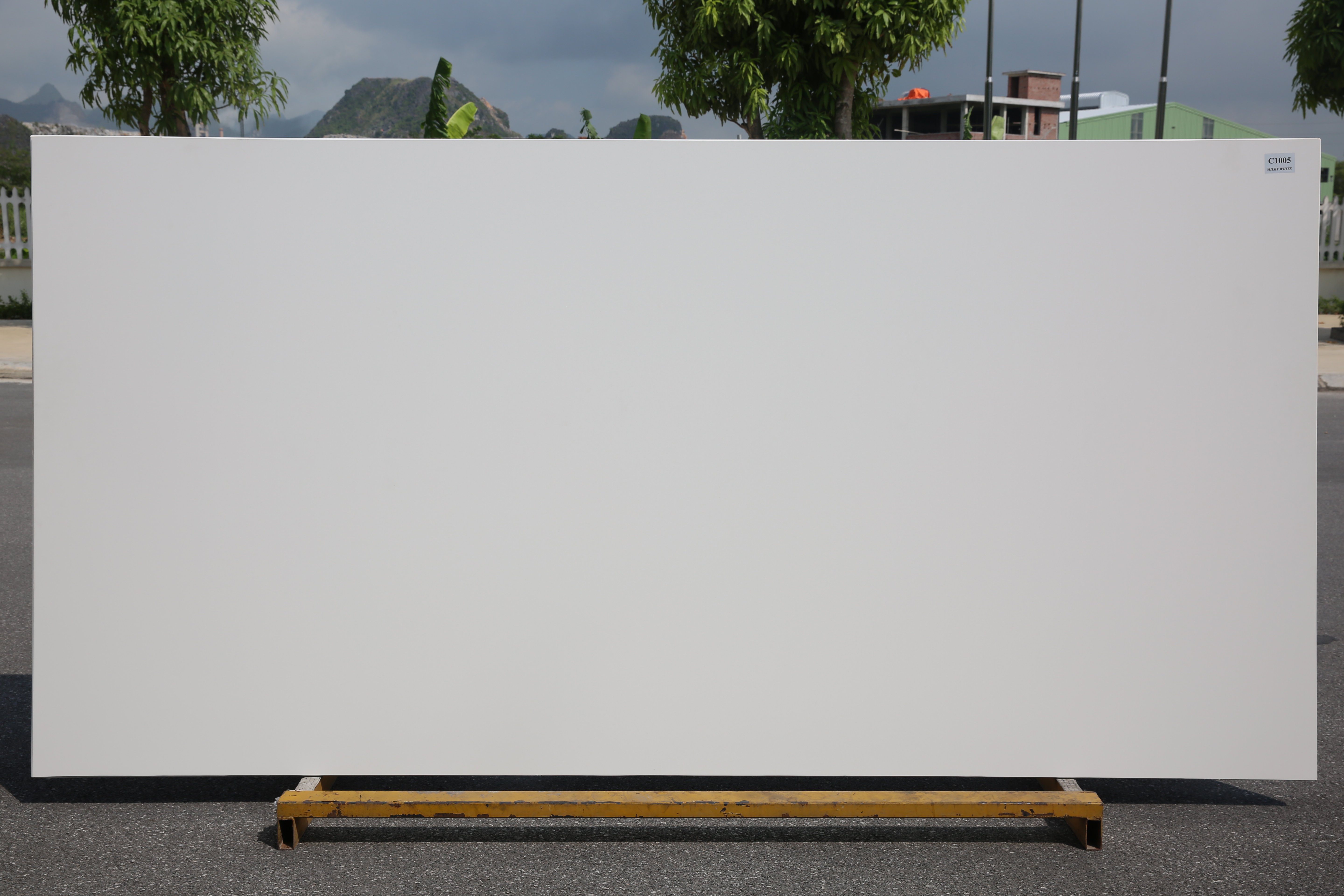 Stratos C1005 Milky White